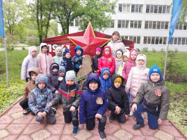 Возложение цветов к мемориальному комплексу «Обожжённая память» Возложение цветов к мемориальному комплексу «Обожжённая память».
